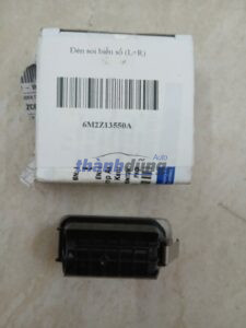ĐÈN SOI BIỂN SỐ FORD EXPEDITION 2022 - 6M2Z13550A 3 ĐÈN SOI BIỂN SỐ FORD EXPEDITION 2022 - 6M2Z13550A
